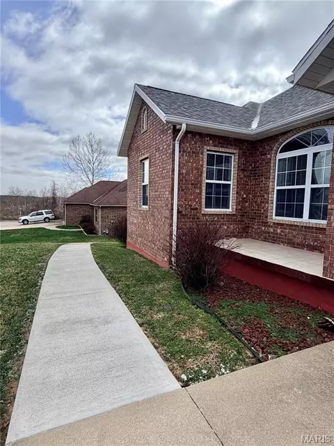 Exterior - 220 April Dr, Saint Robert, MO 65584 photo 10 of 17