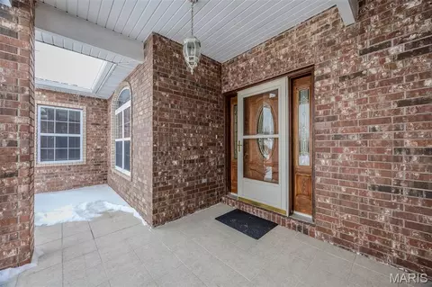 Exterior - 220 April Dr, Saint Robert, MO 65584 photo 11 of 17