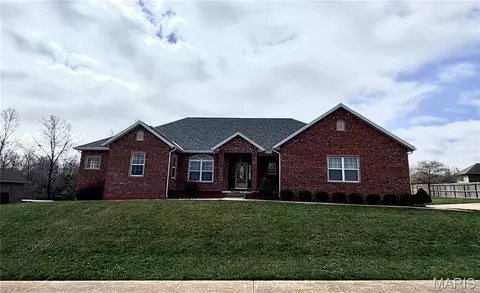 Exterior - 220 April Dr, Saint Robert, MO 65584 photo 8 of 17