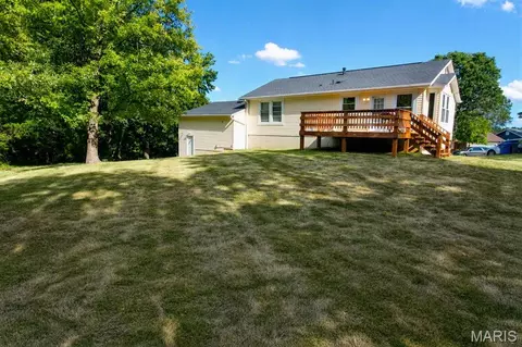 1400 Dutch Mill Dr, Arnold, MO 63010 photo 2