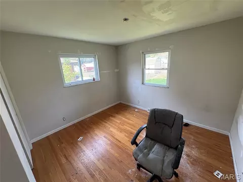 Bedroom - 1819 E D St, Belleville, IL 62221 photo 5 of 12