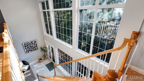 Entry Way - 2061 Fenwick Pl, Arnold, MO 63010 photo 2 of 4