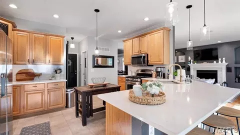 Kitchen - 2061 Fenwick Pl, Arnold, MO 63010 photo 2 of 5