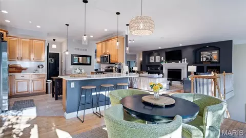 Dining - 2061 Fenwick Pl, Arnold, MO 63010 photo 3 of 4