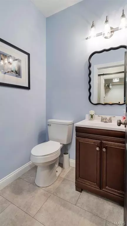 Bath - 2061 Fenwick Pl, Arnold, MO 63010 photo 6 of 7
