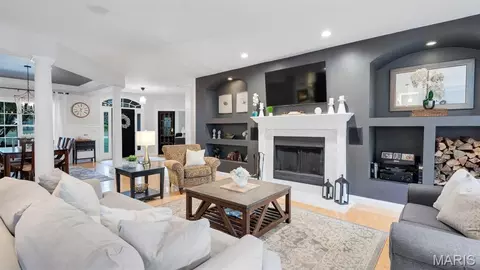 Living - 2061 Fenwick Pl, Arnold, MO 63010 photo 1 of 3