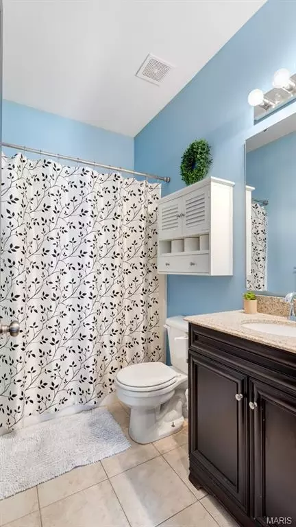 Bath - 2061 Fenwick Pl, Arnold, MO 63010 photo 5 of 7