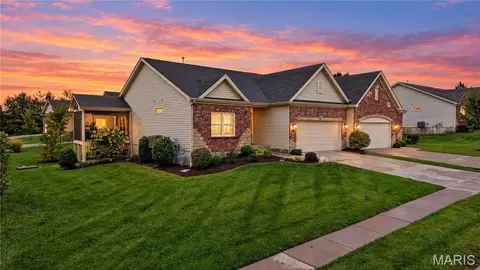 111 Cabot Ct, Wentzville, MO 63385