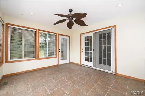 Exterior - 107 Crosscut Rd, Saint Robert, MO 65584 photo 6 of 22