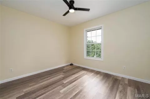 Bedroom - 107 Crosscut Rd, Saint Robert, MO 65584 photo 2 of 3