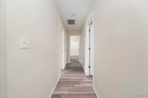 Entry Way - 107 Crosscut Rd, Saint Robert, MO 65584 photo 2 of 3