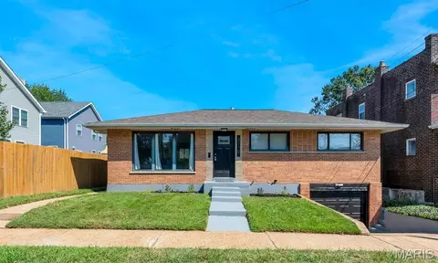 3710 Mccausland Ave, Saint Louis, MO 63109