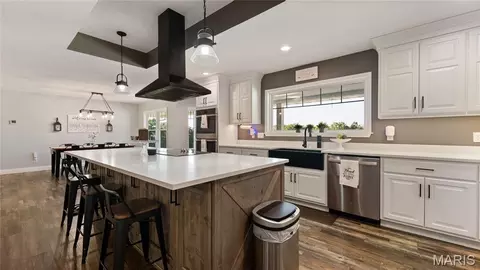 Kitchen - 11940 Concord Rd, Dixon, MO 65459 photo 3 of 4