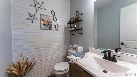 Bath - 11940 Concord Rd, Dixon, MO 65459 photo 1 of 4