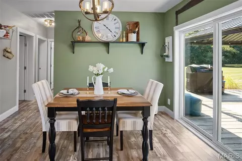 Dining - 30341 Mitchell Creek Rd, Brighton, IL 62012 photo 1 of 3