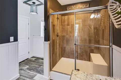 Entry Way - 30341 Mitchell Creek Rd, Brighton, IL 62012 photo 1 of 2
