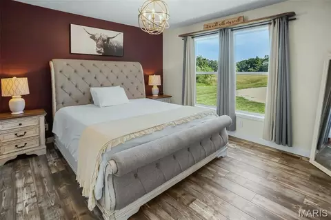 Bedroom - 30341 Mitchell Creek Rd, Brighton, IL 62012 photo 1 of 4