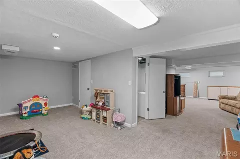 Other - 412 Woodrun Dr, Ballwin, MO 63021 photo 10 of 11