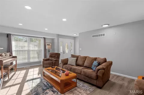 Other - 412 Woodrun Dr, Ballwin, MO 63021 photo 3 of 11