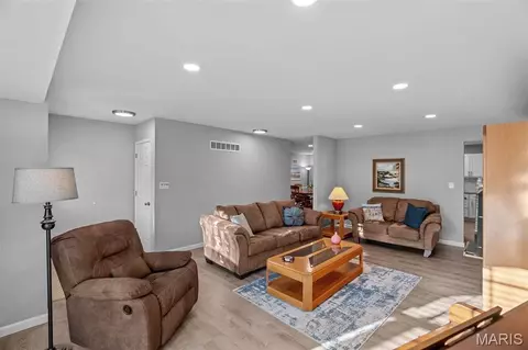 Other - 412 Woodrun Dr, Ballwin, MO 63021 photo 2 of 11