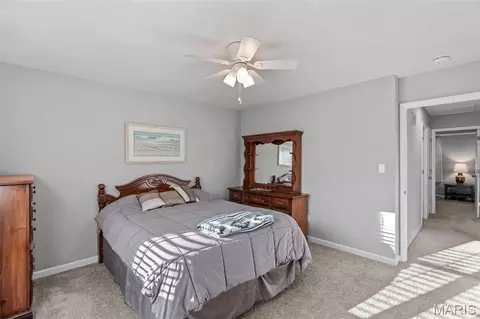 Bedroom - 412 Woodrun Dr, Ballwin, MO 63021 photo 2 of 3