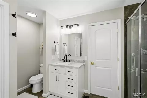 Bath - 1128 Patsy Ln, O'fallon, MO 63366 photo 3 of 6