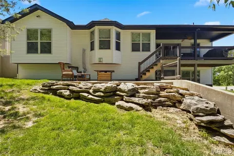 Exterior - 1128 Patsy Ln, O'fallon, MO 63366 photo 10 of 11