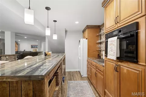 Kitchen - 1128 Patsy Ln, O'fallon, MO 63366 photo 8 of 8