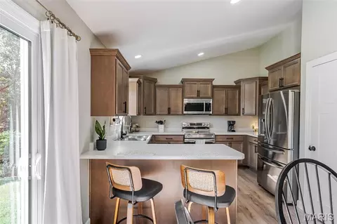 Kitchen - 108 Keagan Pl, Gerald, MO 63037 photo 2 of 5