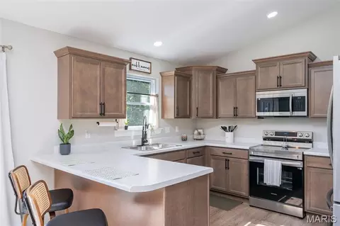 Kitchen - 108 Keagan Pl, Gerald, MO 63037 photo 3 of 5