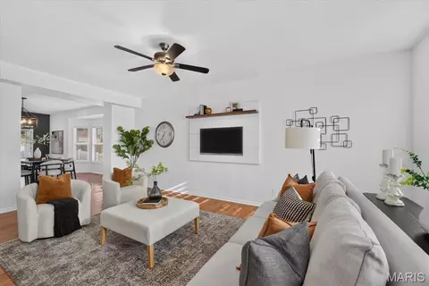 3717 Tennessee Ave, Saint Louis, MO 63118