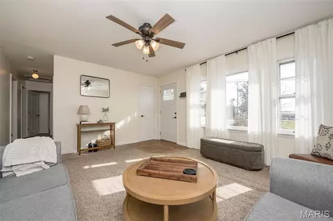 Entry Way - 319 Wood St, O'fallon, MO 63366 photo 2 of 3