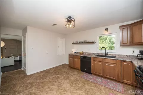 Kitchen - 319 Wood St, O'fallon, MO 63366 photo 2 of 4