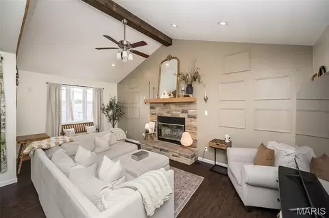 Living - 319 Wood St, O'fallon, MO 63366 photo 1 of 4