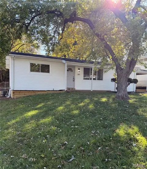 1808 Hudson Rd, Dellwood, MO 63136