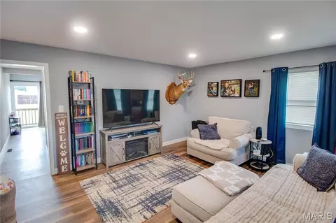 Other - 317 Rohm Pl, Roxana, IL 62084 photo 3 of 10