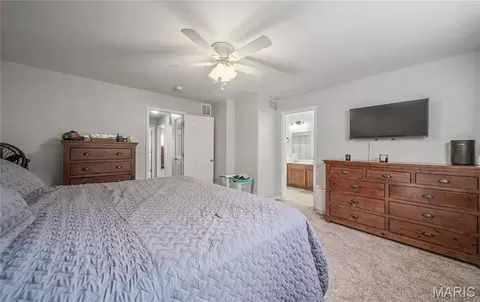 Bedroom - 15804 Trace Dr, Saint Robert, MO 65584 photo 2 of 4