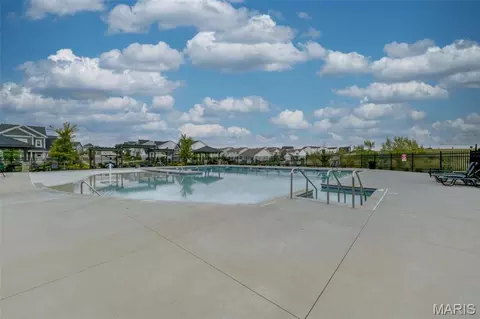 Exterior - 337 Dalriada Blvd, O'fallon, MO 63368 photo 16 of 19