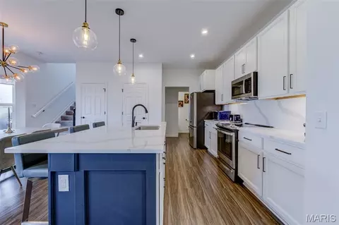 Kitchen - 337 Dalriada Blvd, O'fallon, MO 63368 photo 1 of 4