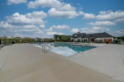 Exterior - 337 Dalriada Blvd, O'fallon, MO 63368 photo 15 of 19