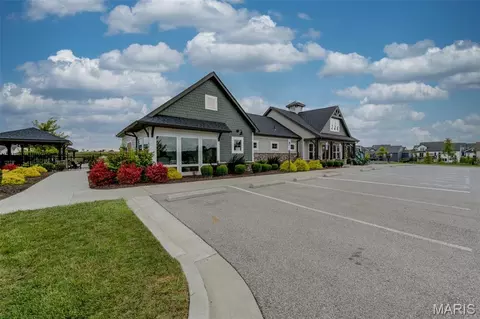 Exterior - 337 Dalriada Blvd, O'fallon, MO 63368 photo 13 of 19