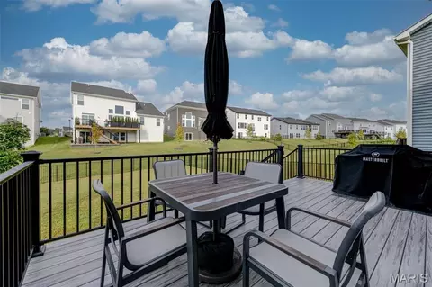 Exterior - 337 Dalriada Blvd, O'fallon, MO 63368 photo 7 of 19