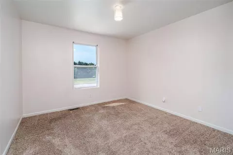 Bedroom - 1153 Pat St, Sullivan, MO 63080 photo 2 of 5