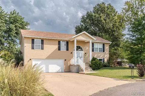 Exterior - 1153 Pat St, Sullivan, MO 63080 photo 2 of 5
