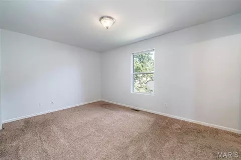 Bedroom - 1153 Pat St, Sullivan, MO 63080 photo 3 of 5