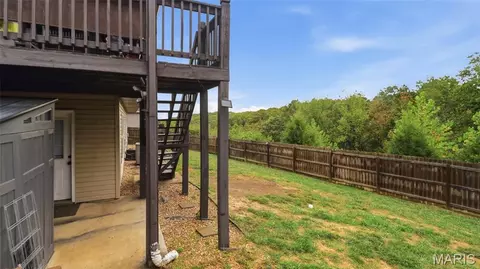 Exterior - 114 Sandstone Dr, Saint Robert, MO 65584 photo 5 of 7
