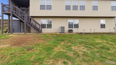 Exterior - 114 Sandstone Dr, Saint Robert, MO 65584 photo 2 of 7