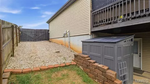 Exterior - 114 Sandstone Dr, Saint Robert, MO 65584 photo 6 of 7