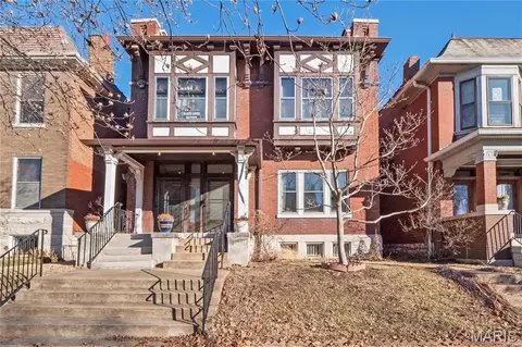 3307 Halliday Ave, Saint Louis, MO 63118
