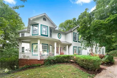 19342 Dogwood Valley Ct, Wildwood, MO 63038